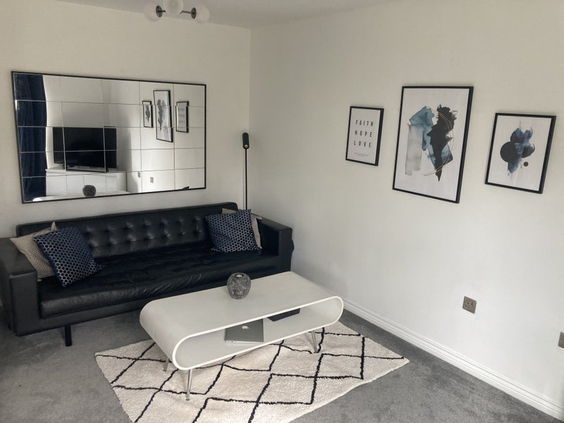 Room Burt Place in Cardiff