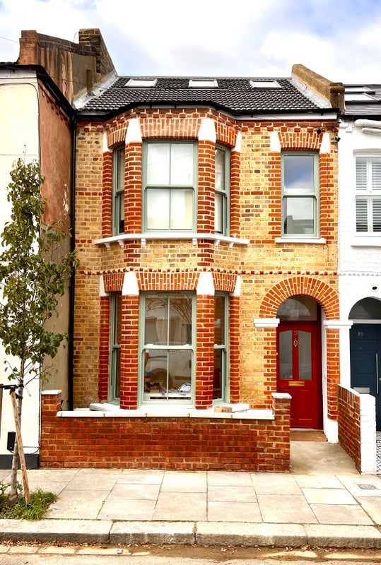Room Gilstead Road in Greater London