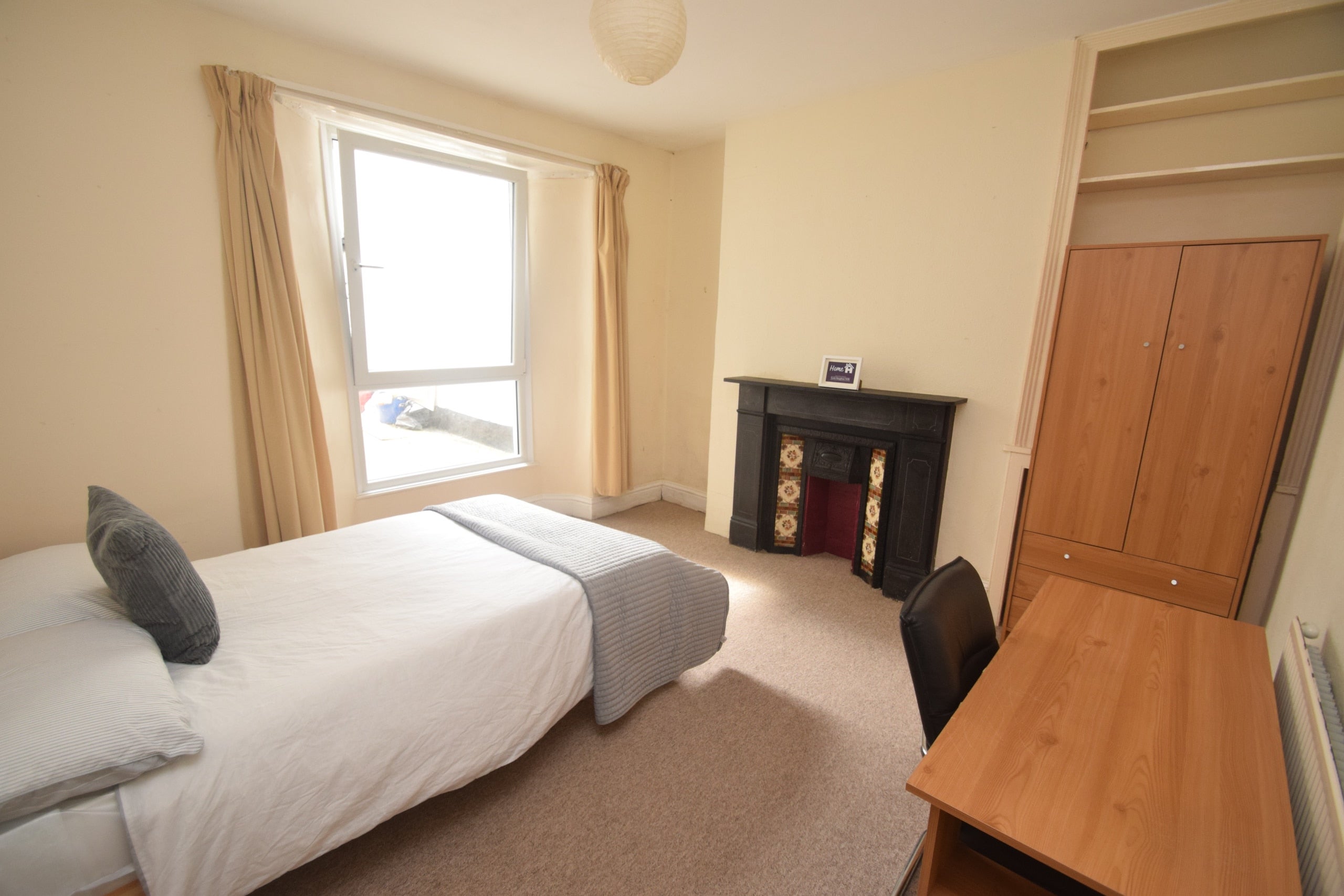 Room Killigrew Street in Falmouth