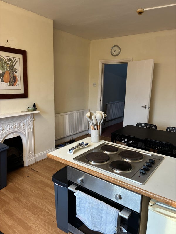 Flat Hurle Crescent in Bristol