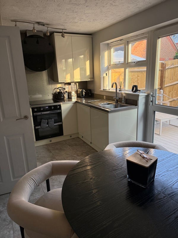 Room Rumbush Lane in Shirley