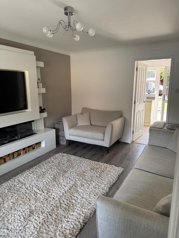 Room Rumbush Lane in Shirley