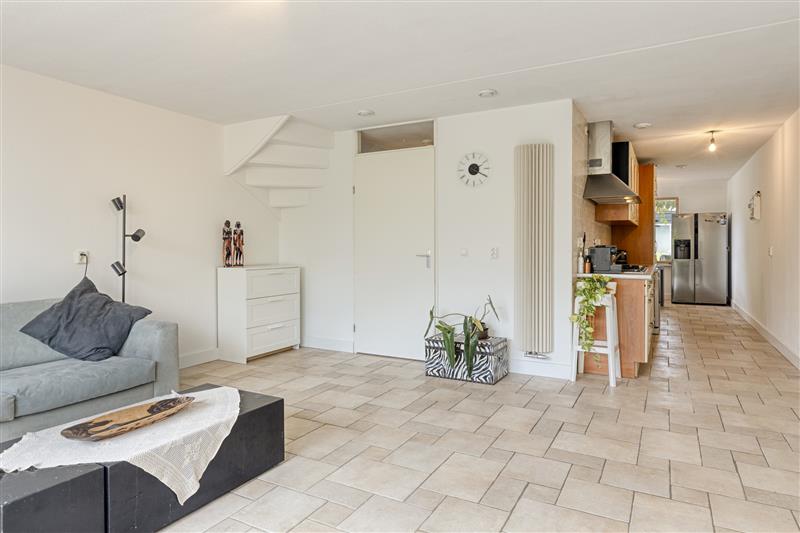 Tussenwoning te koop: Willemijn Posthumustuin 11, Heerhugowaard