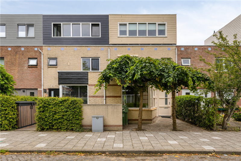 Tussenwoning te koop: Willemijn Posthumustuin 11, Heerhugowaard