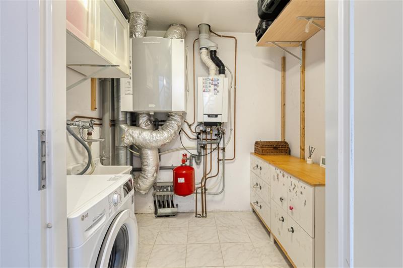 Tussenwoning te koop: Willemijn Posthumustuin 11, Heerhugowaard