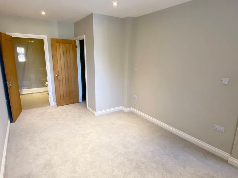 Flat Stratford Drive in Wooburn Green