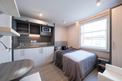 Flat London Street in City of Westminster