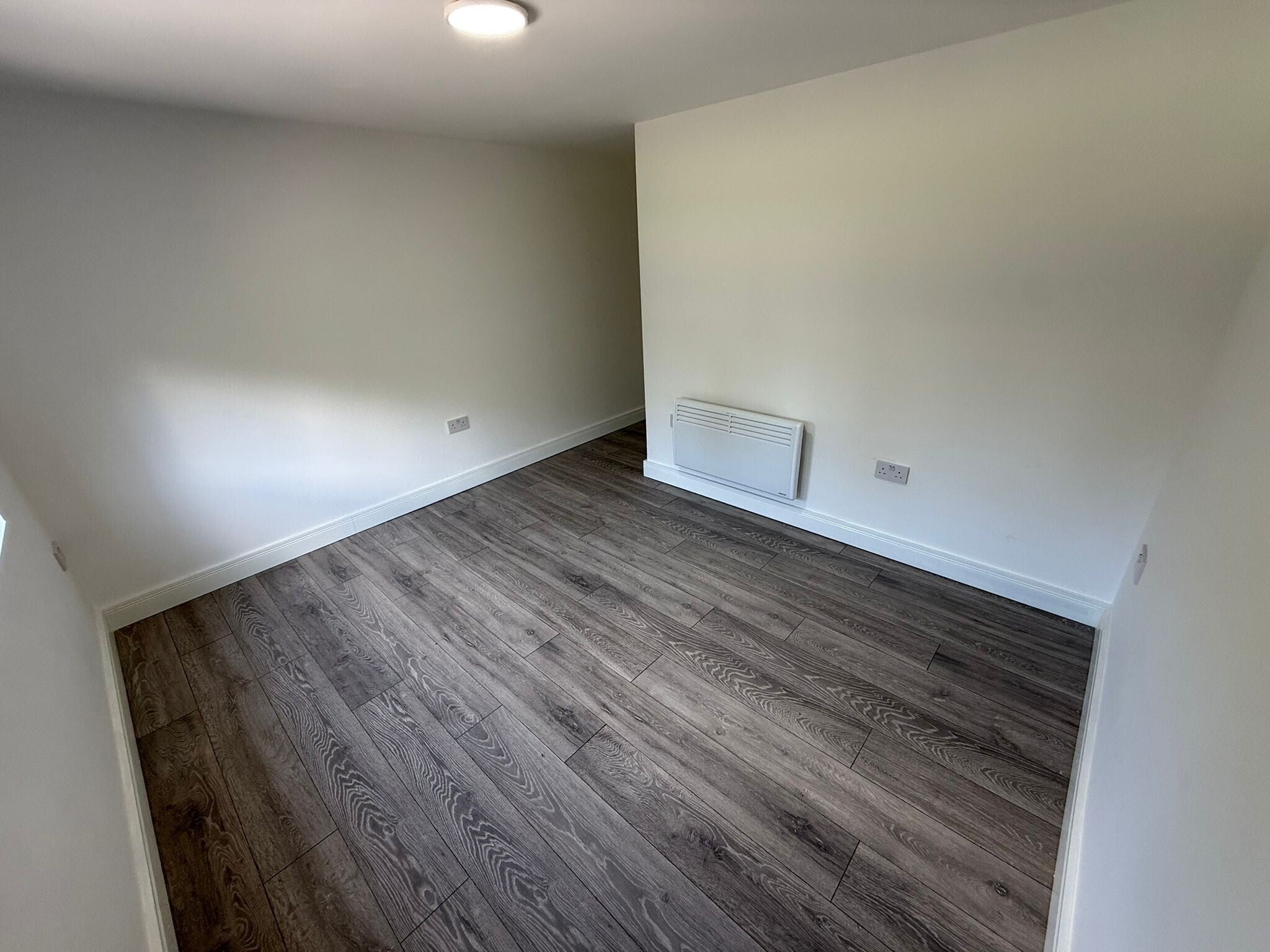 Flat Cannock Road in Wolverhampton