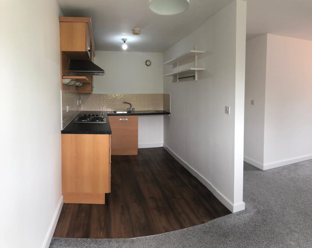 Flat Cromwell Mount in Wakefield