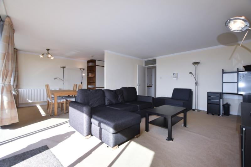 Flat Swiss Terrace in Greater London