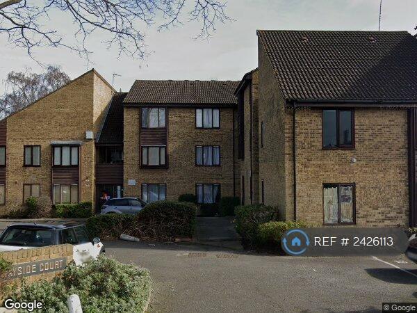 Flat London Road in Greater London