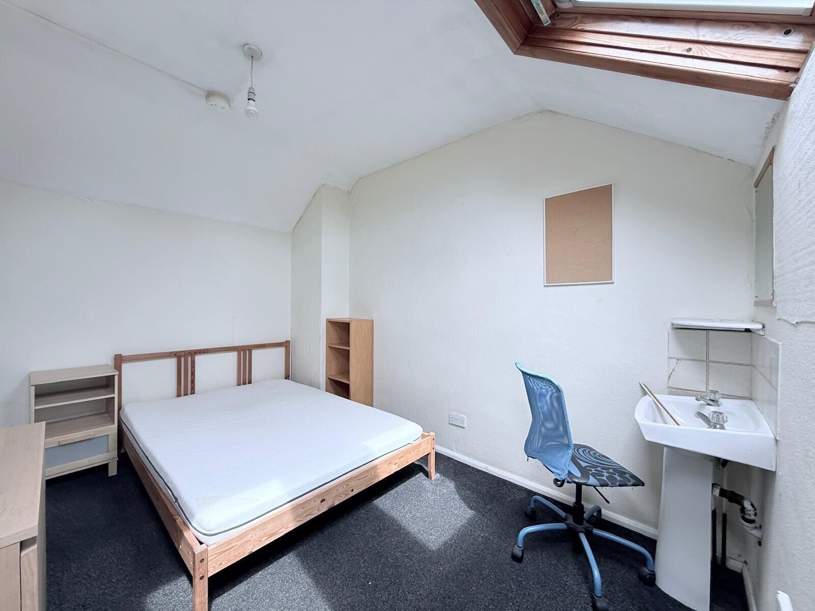 Room Claude Street in Nottingham