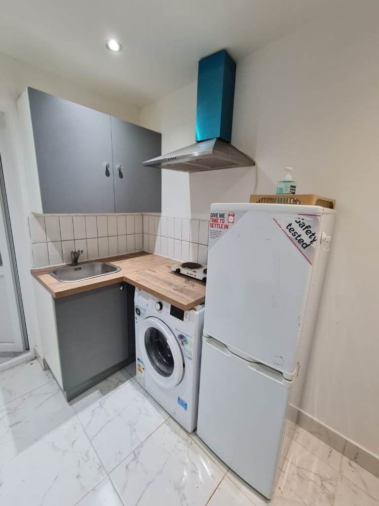 Flat Whytecroft in Greater London