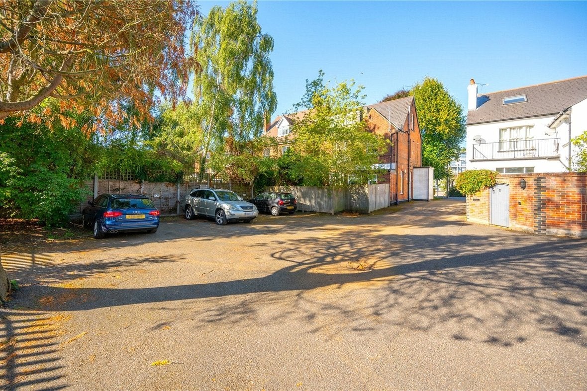 Flat Lemsford Road in St Albans