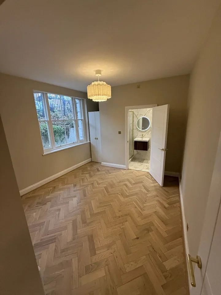 Flat King Edward's Road in Greater London
