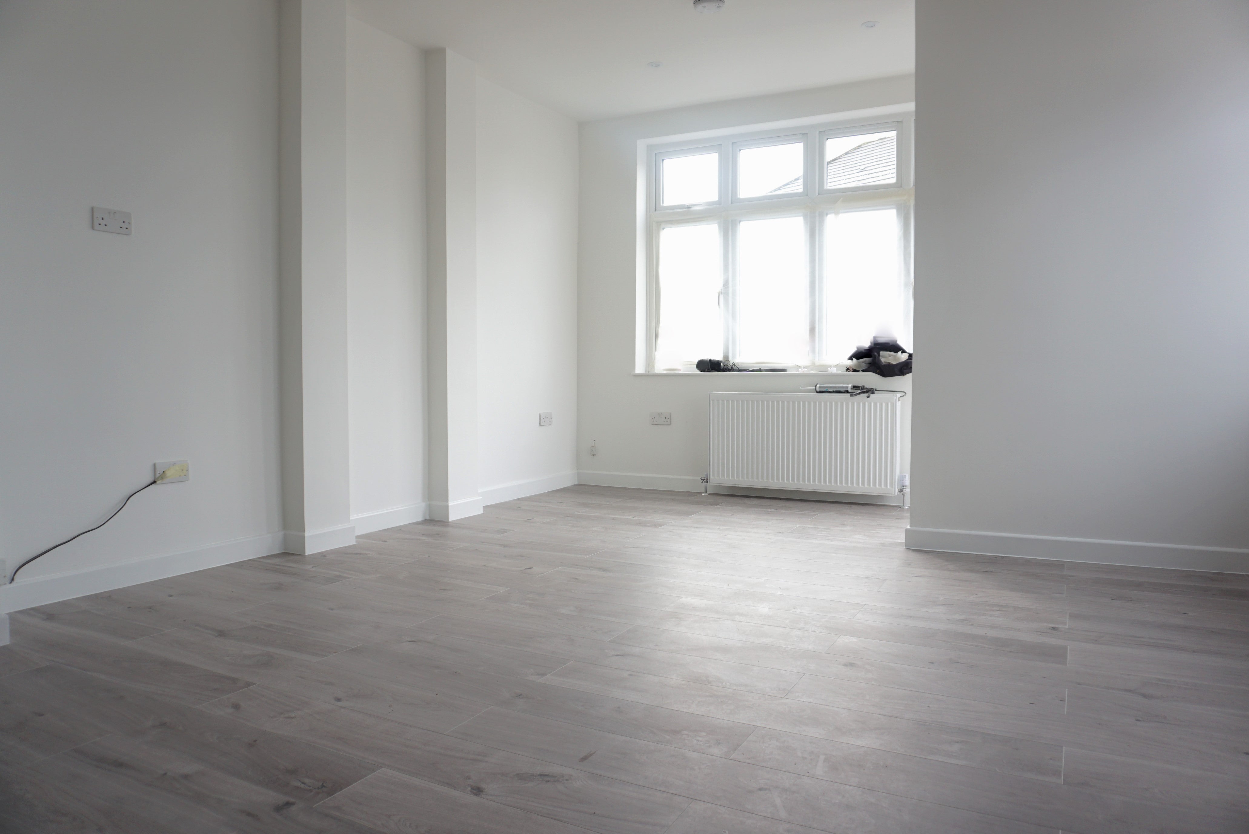 Flat Manor Road in Greater London
