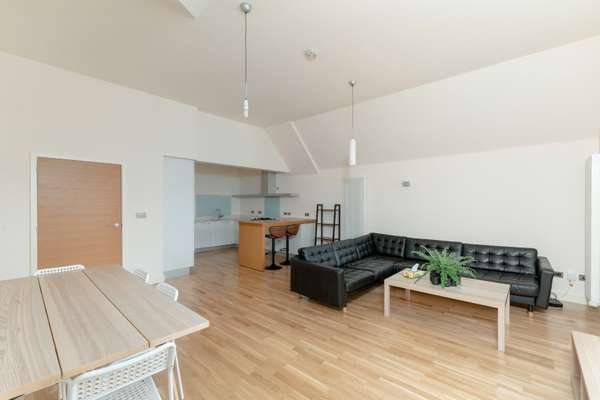 Flat Simpson Loan in City of Edinburgh