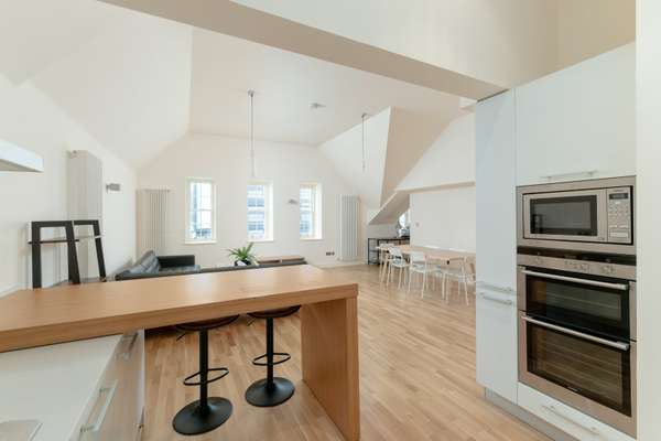 Flat Simpson Loan in City of Edinburgh