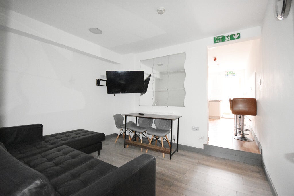 Room Kingsway in Coventry