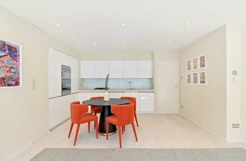 Room Culford Gardens in Greater London