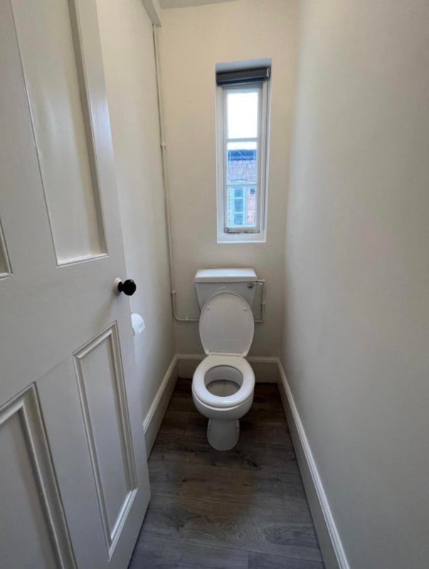 Room Strutton Ground in City of Westminster