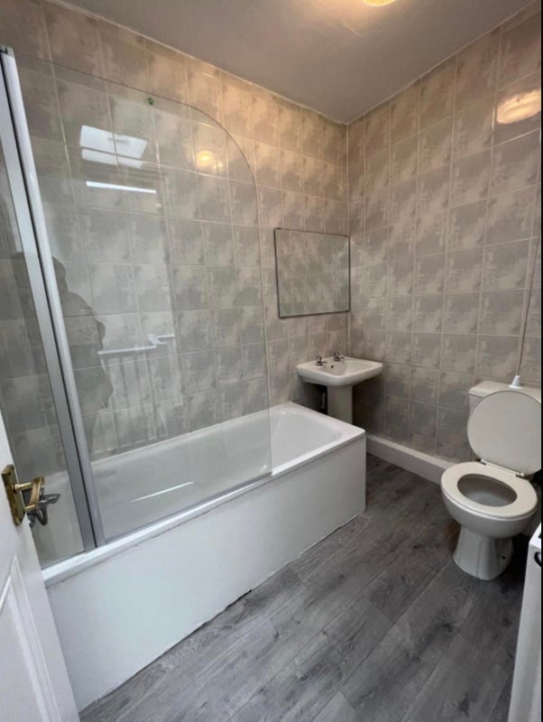 Room Strutton Ground in City of Westminster