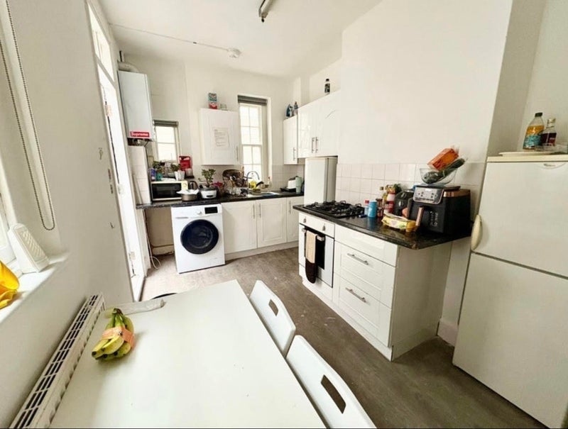 Room Strutton Ground in City of Westminster