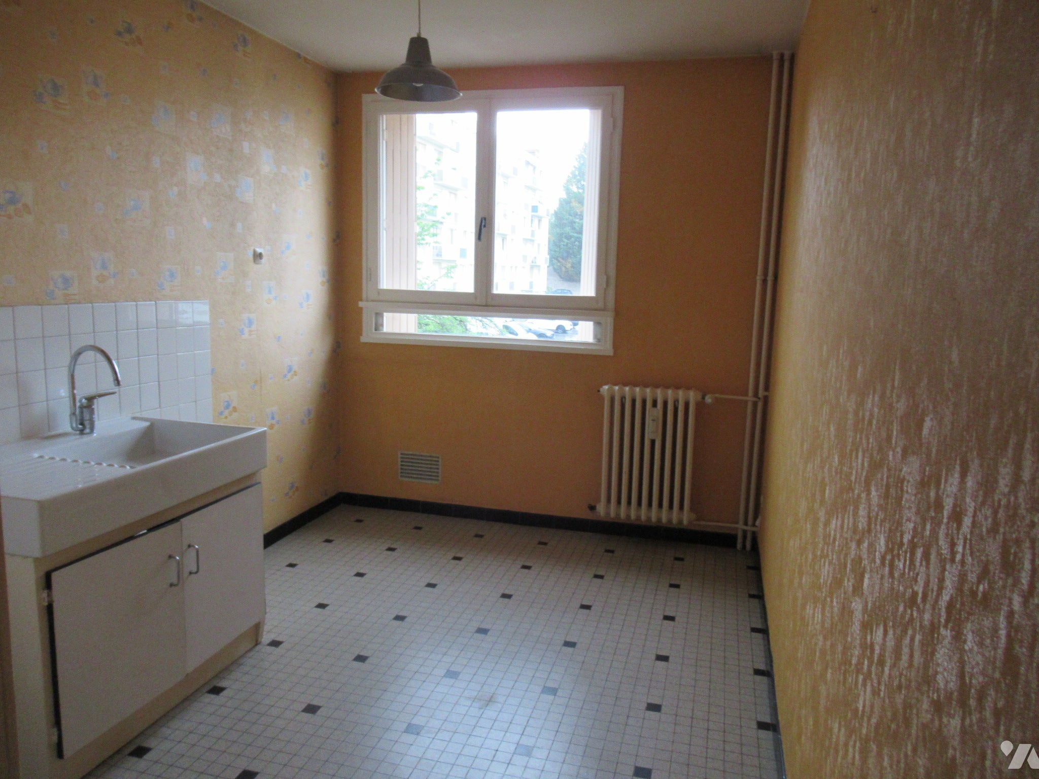 Appartement Rue des Lieutenants Chauveau à Chalon-sur-Saône