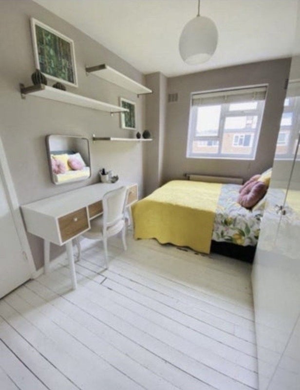 Flat King Henry's Walk in Greater London