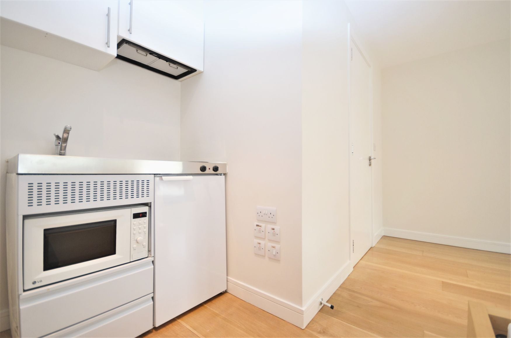 Flat Noel Road in Greater London
