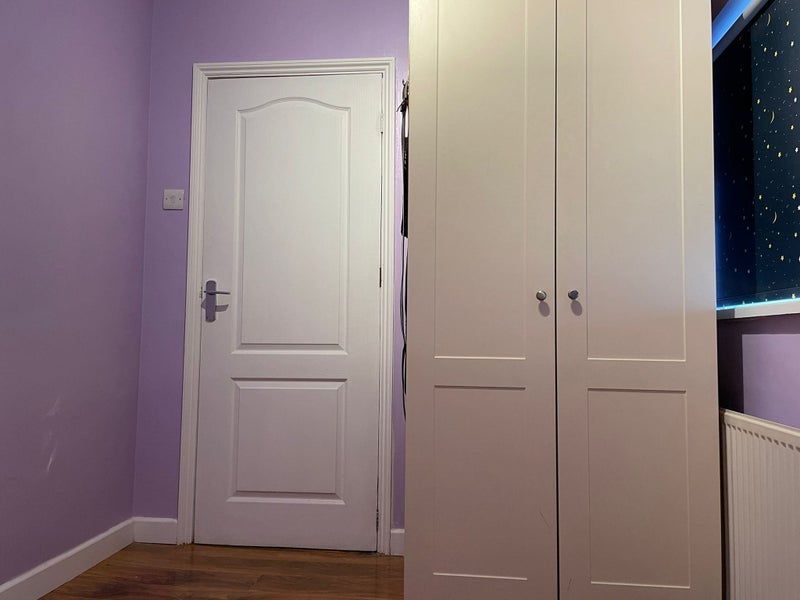 Room Elizabeth Way in Greater London