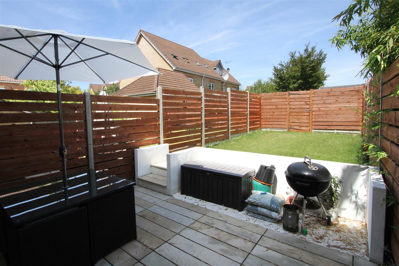 House Morton Close in Greater London