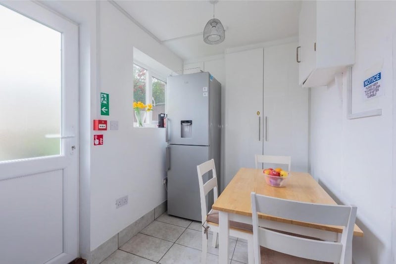 Room Greenside in Slough