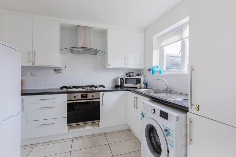 Room Greenside in Slough