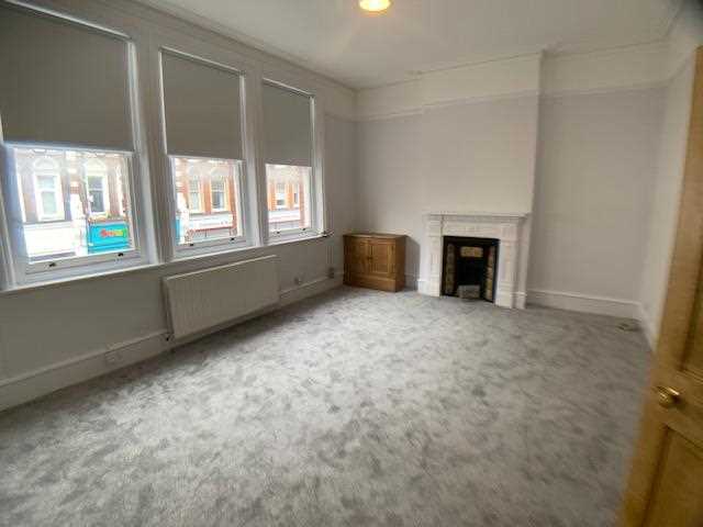 Flat Tottenham Lane in Greater London