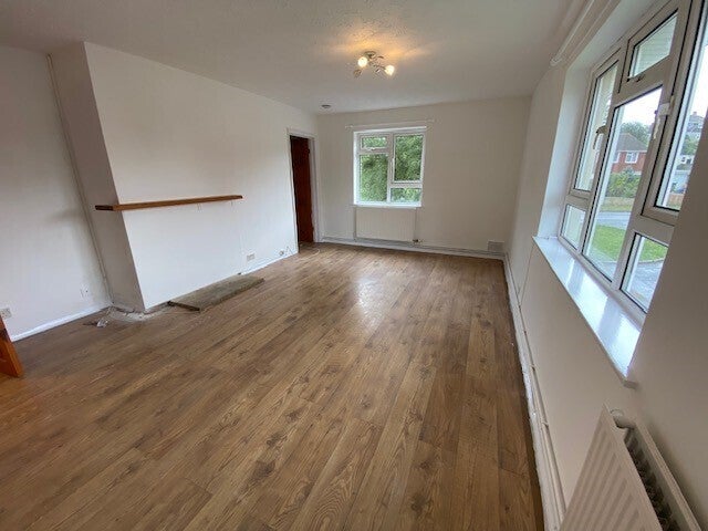 Flat Bramley Road in Taunton