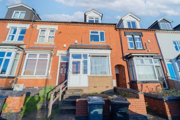 House Selly Hill Road in Birmingham