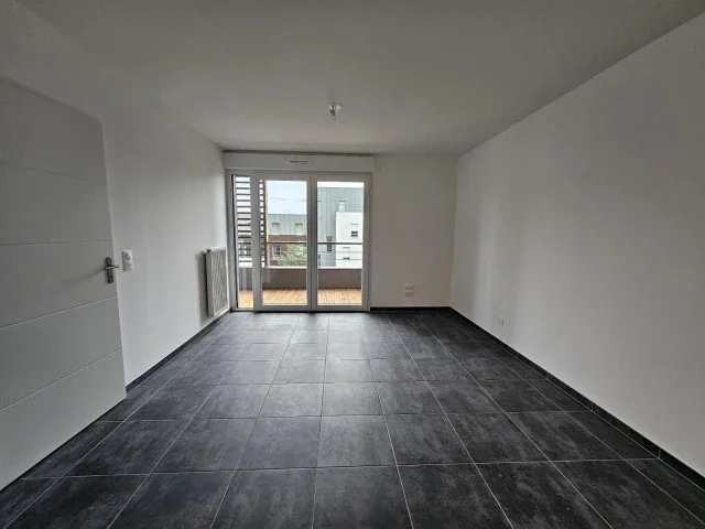 Flat Rue Robert Surcouf in Angers