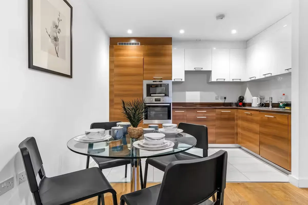 Flat Forge Square in Greater London