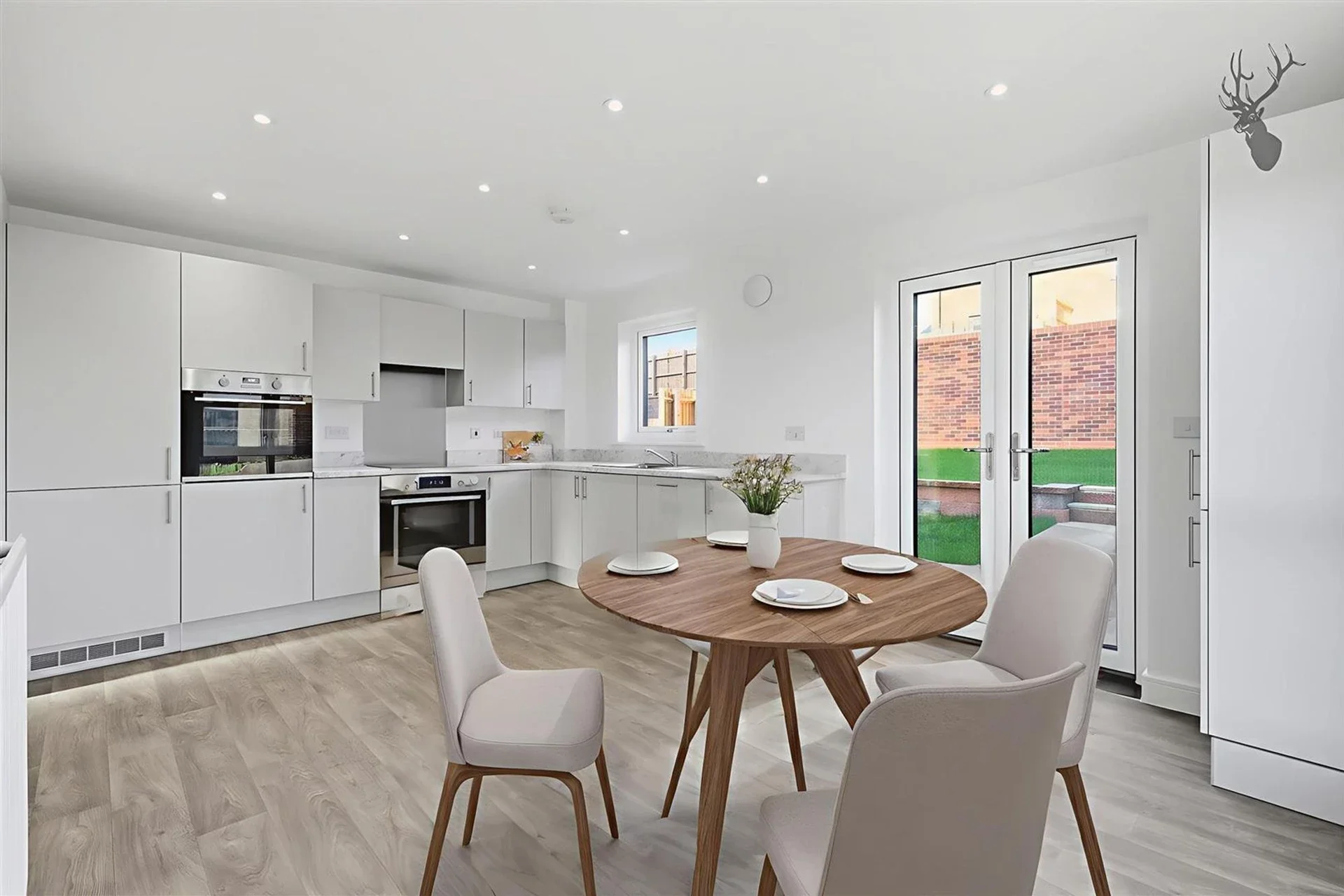 Flat Court Yard in Greater London