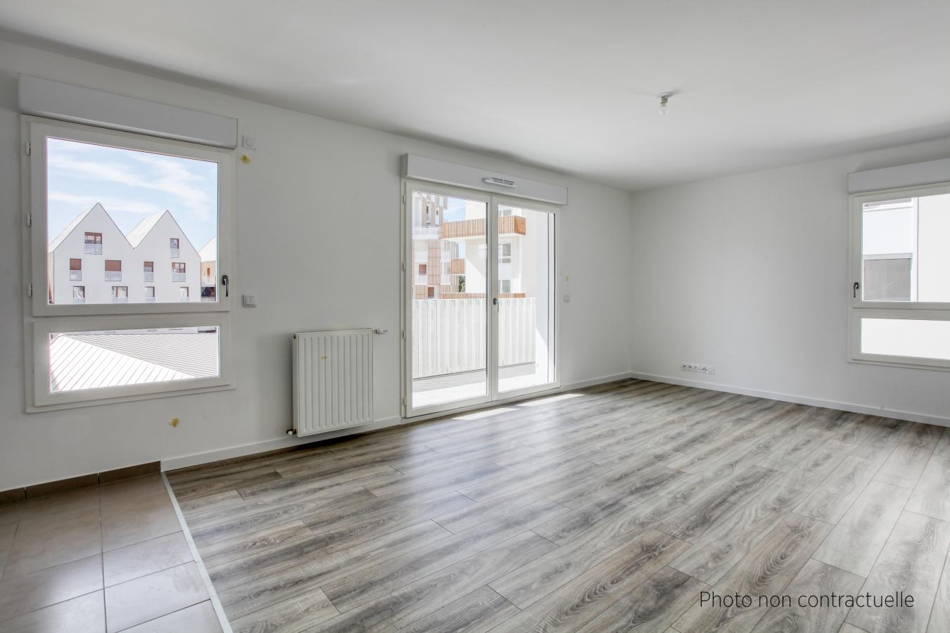 Flat Place Colette Lepage in Montreuil