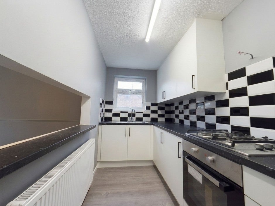 Flat Lupin Close in Greater London