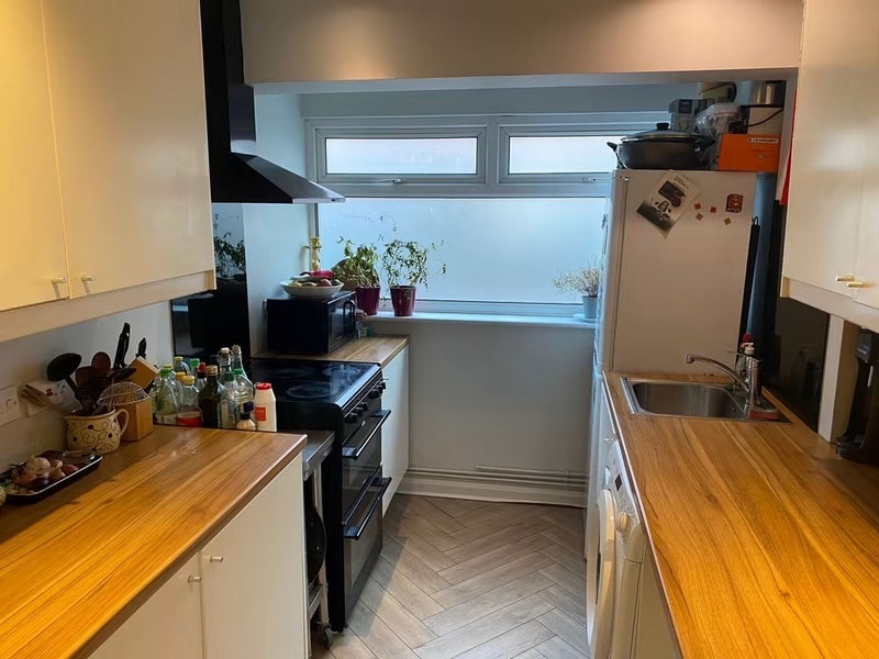 Room Mary Ann Gardens in Greater London