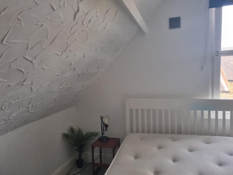 Room Wharncliffe Avenue in Wath upon Dearne