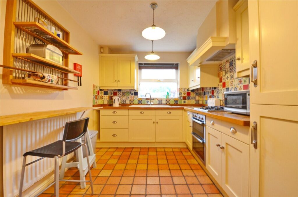 House Lutyens Close in Stoke Gifford
