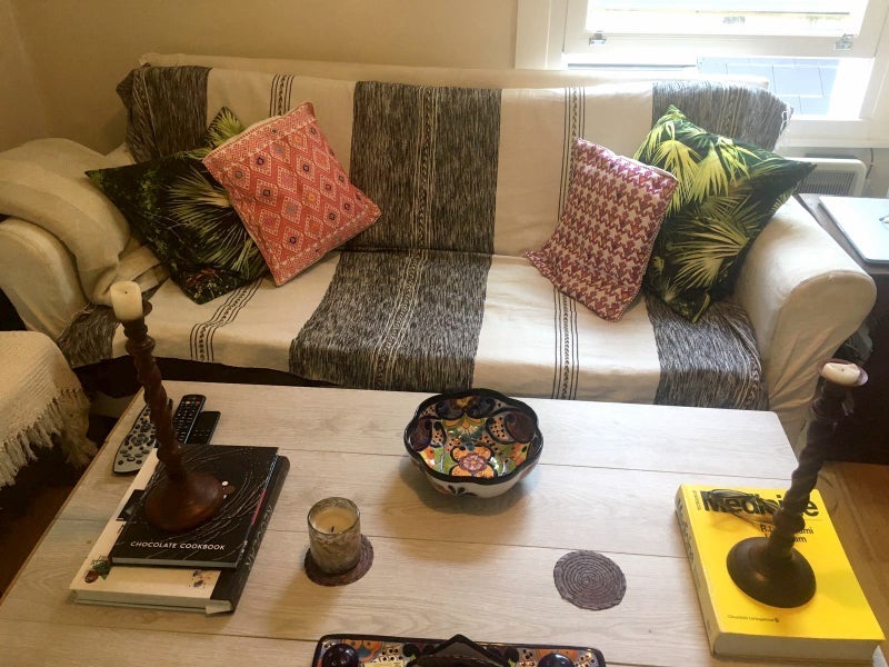 Room Hartismere Road in Greater London