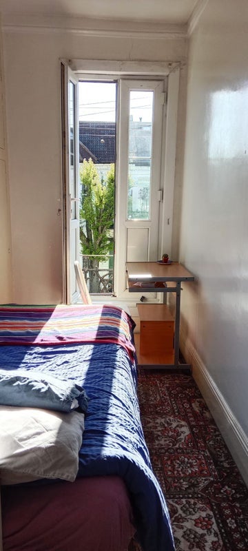 Room Hartismere Road in Greater London