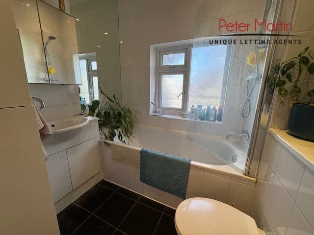 Flat Portsdown Mews in Greater London