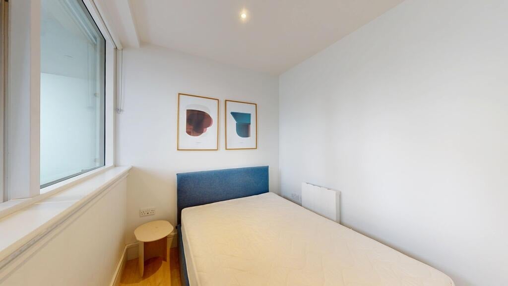 Flat Humphry Repton Lane in Greater London