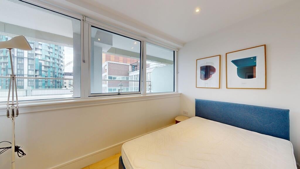 Flat Humphry Repton Lane in Greater London